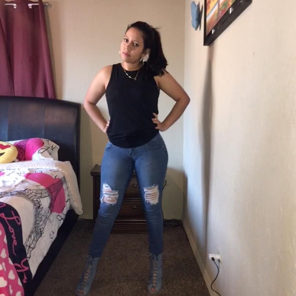 Meet your Posher, Nohemy